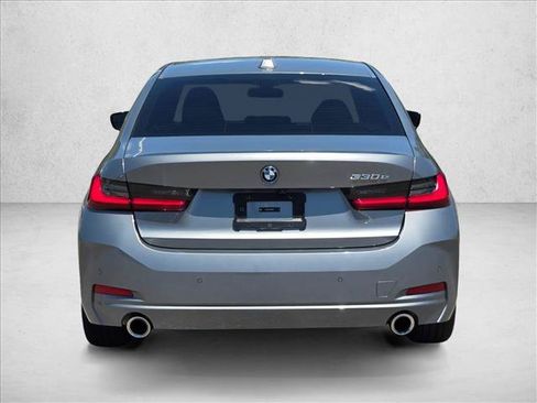 Used 2024 BMW 330e w/ Premium Package RWD image 7