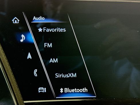 Used 2023 Cadillac Escalade ESV Sport image 15