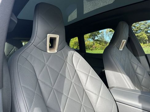 Certified 2023 BMW iX xDrive50 w/ Sport Package image 31