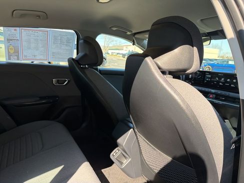 Used 2025 Kia K4 EX FWD image 15
