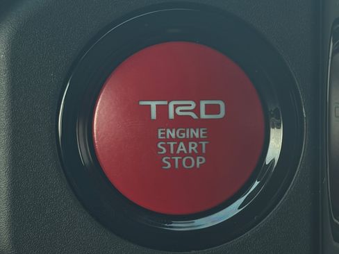 Used 2026 Toyota Tacoma TRD Off-Road w/ TRD Off Road Upgrade Package AWD/4WD image 23