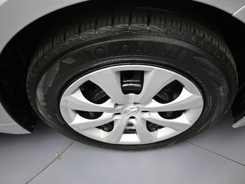 Certified 2024 Toyota Corolla LE AWD/4WD image 13