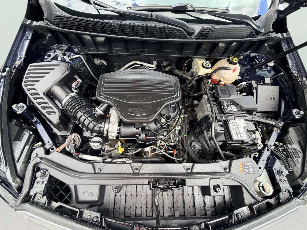 Used 2017 Cadillac XT5 Premium Luxury FWD image 12
