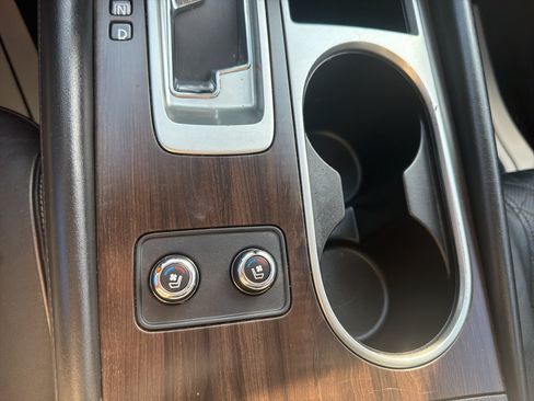 Used 2019 Nissan Murano Platinum FWD image 15