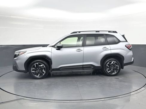 Used 2025 Subaru Forester Limited AWD/4WD image 8