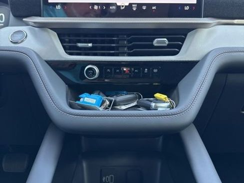 New 2026 Ford Explorer Active RWD image 33