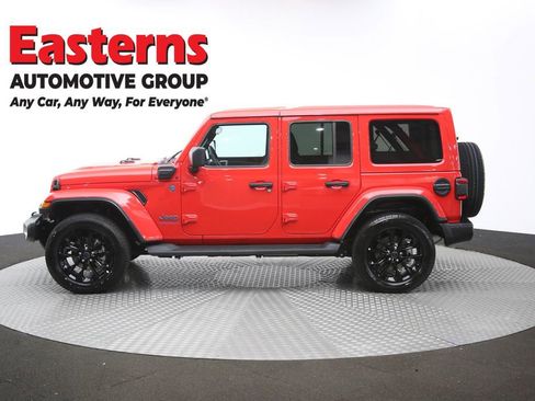 Used 2025 Jeep Wrangler Unlimited Sahara image 59
