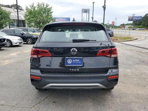 Certified 2024 Volkswagen Taos S FWD image 5