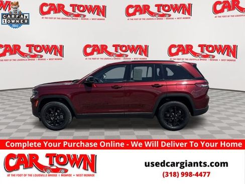 Used 2024 Jeep Grand Cherokee Altitude AWD/4WD image 1