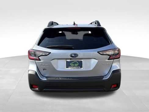 Used 2024 Subaru Outback Premium w/ Popular Package #1A AWD/4WD image 4