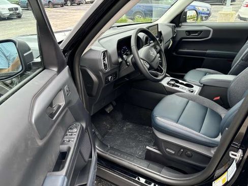 Used 2024 Ford Bronco Sport Outer Banks w/ Tech Package image 10