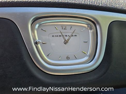 Used 2022 Chrysler 300 Touring w/ Sport Appearance Package image 23