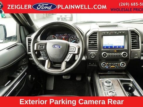 Used 2021 Ford Expedition Max Limited AWD/4WD image 16