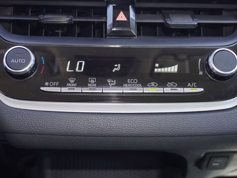 Certified 2023 Toyota Corolla LE FWD image 15