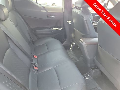 Used 2019 Toyota C-HR Limited FWD image 18