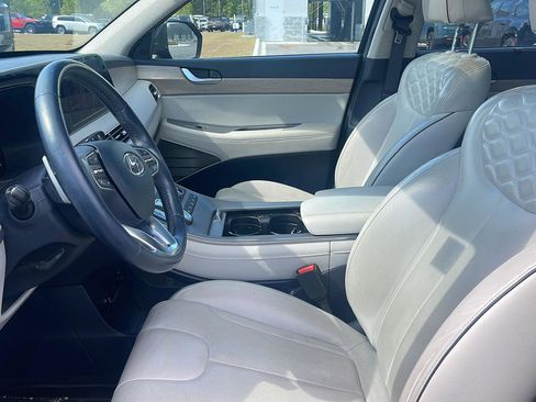 Used 2022 Hyundai Palisade Limited FWD image 11