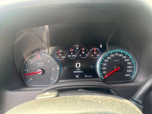 Used 2018 GMC Yukon Denali w/ Denali Ultimate Package AWD/4WD image 8