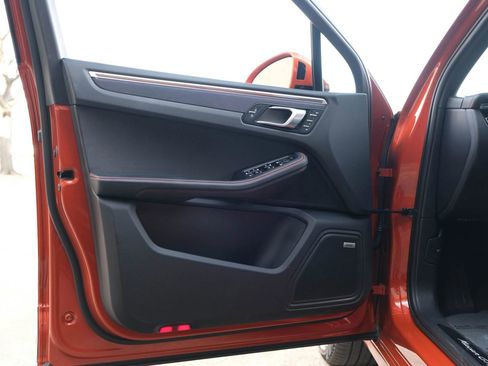 Used 2022 Porsche Macan GTS image 20