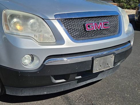 Used 2012 GMC Acadia SLT w/ LPO, 'HIT The Road' Package FWD image 9