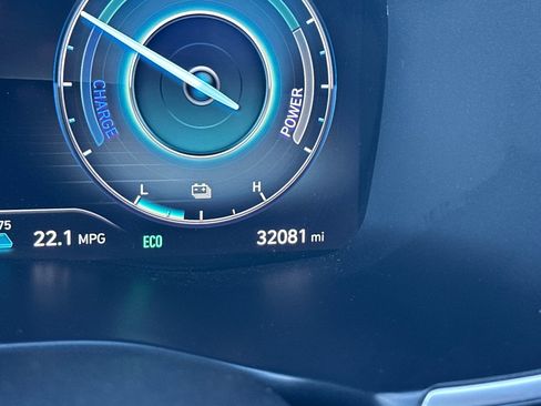 Used 2023 Hyundai Santa Fe Limited image 28