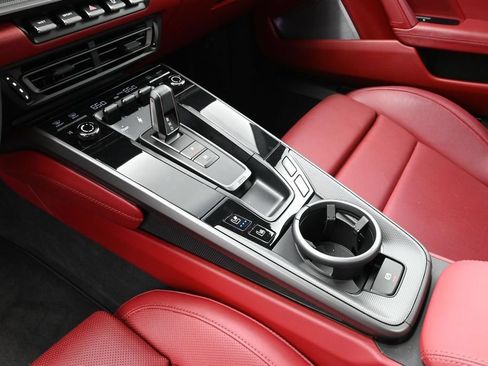 Used 2024 Porsche 911 Carrera S RWD image 21