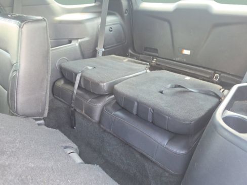 Used 2016 Ford Explorer XLT w/ Equipment Group 202A FWD image 30