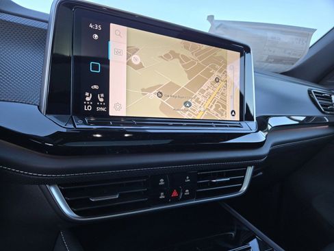 New 2025 Volkswagen Atlas Cross Sport SEL Premium R-Line image 12