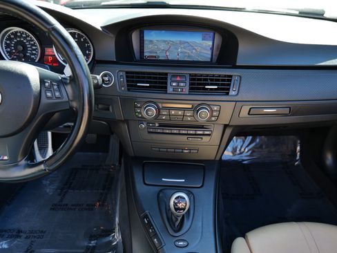 Used 2013 BMW M3 Convertible image 20