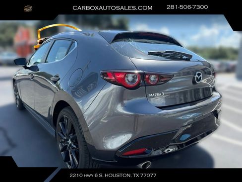 Used 2024 MAZDA MAZDA3 s FWD image 3