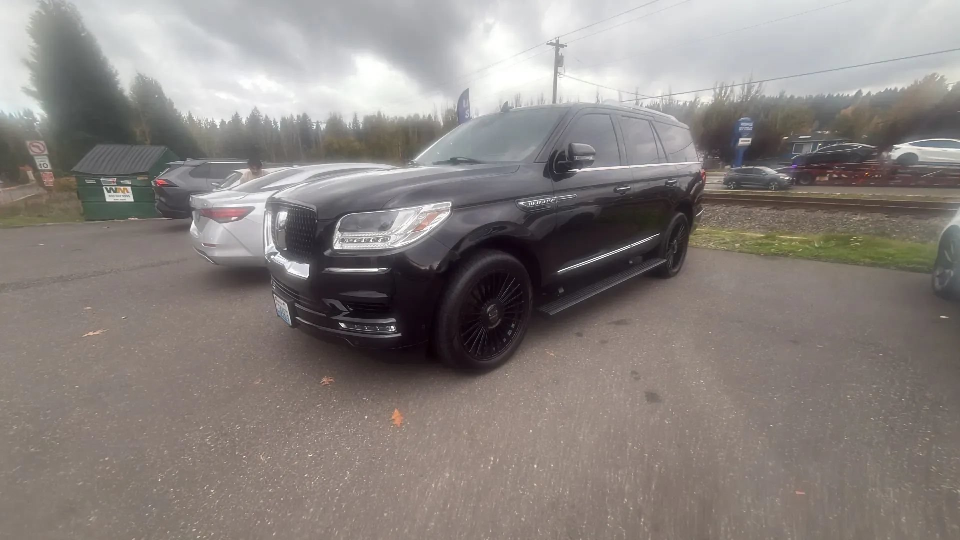Used 2021 Lincoln Navigator Reserve AWD/4WD image 1