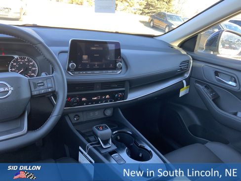 New 2026 Nissan Rogue SV image 7