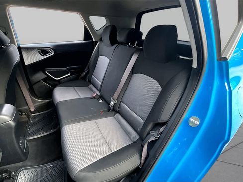 Used 2024 Kia Soul S FWD image 20