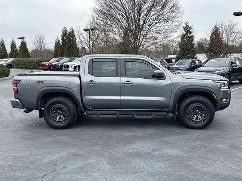 Used 2025 Nissan Frontier PRO-4X image 3