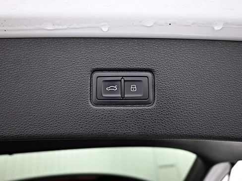 Used 2017 Audi Q7 2.0T Premium Plus w/ Premium Plus Package image 41