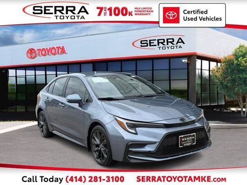 Used 2025 Toyota Corolla SE FWD image 1