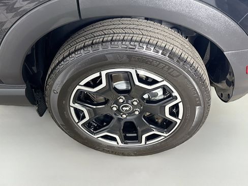 Used 2025 Ford Bronco Sport Outer Banks w/ Outer Banks Tech Package+ image 37