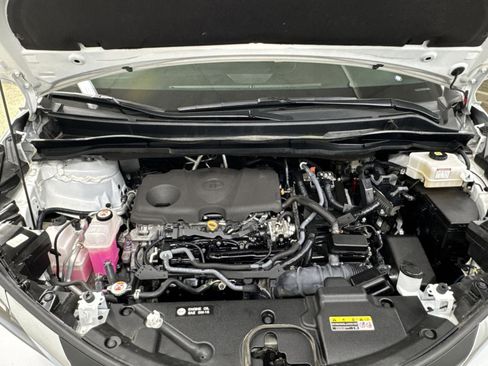 Used 2022 Toyota Sienna XLE image 33