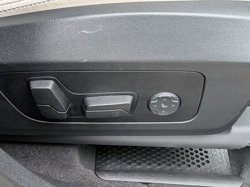 Used 2023 BMW X1 xDrive28i w/ Premium Package image 38