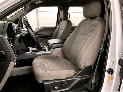 Used 2018 Ford F150 XLT w/ Equipment Group 302A Luxury AWD/4WD image 24