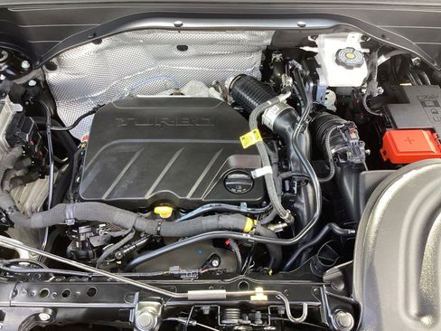 Used 2024 Chevrolet TrailBlazer LT image 30