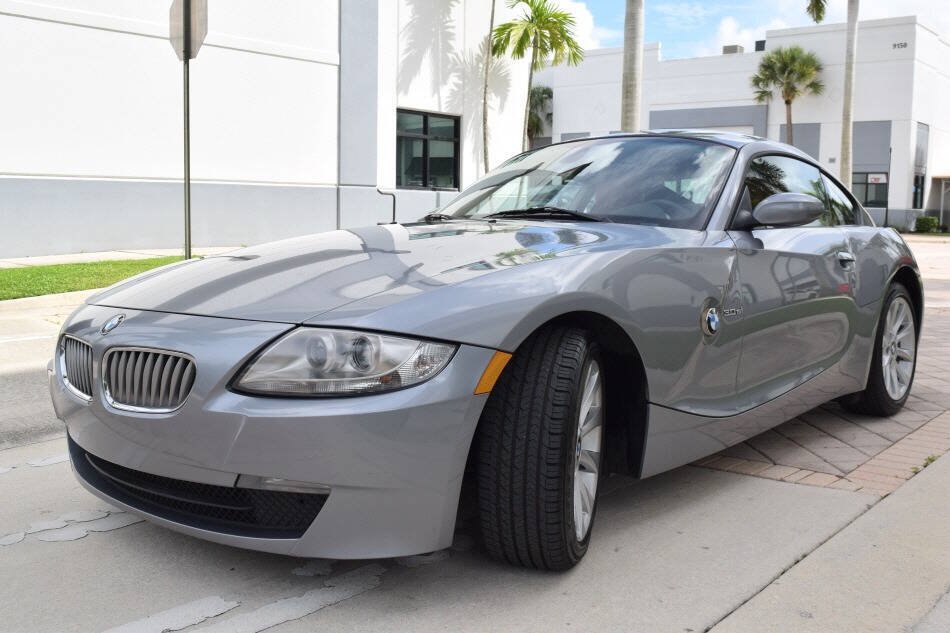 Used 2007 BMW Z4 3.0si RWD image 2