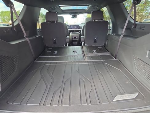 New 2026 Chevrolet Suburban High Country AWD/4WD image 42