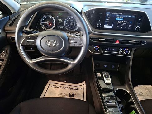 Used 2022 Hyundai Sonata SEL w/ Winter Weather Package FWD image 13