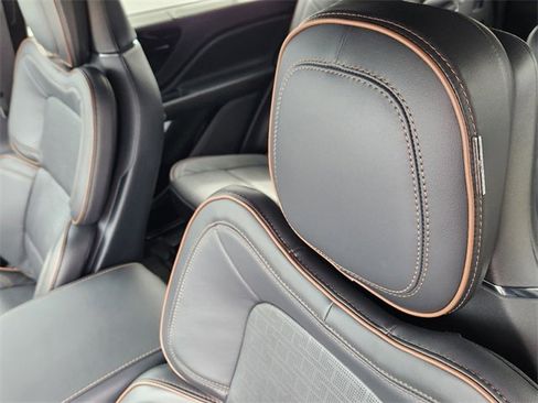 New 2025 Lincoln Aviator Black Label image 14