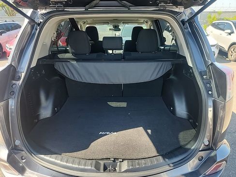 Used 2017 Toyota RAV4 XLE w/ Carpet Mat Package FWD image 18