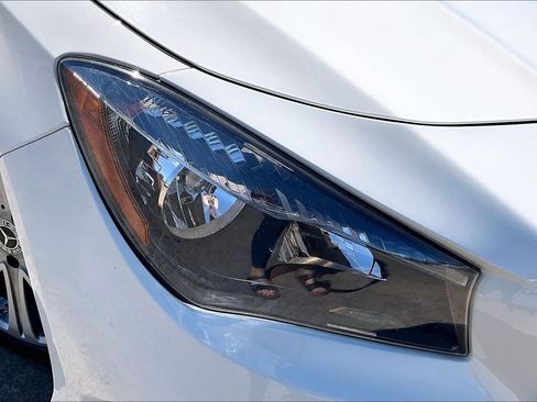 Used 2018 Mercedes-Benz CLA 250 image 27