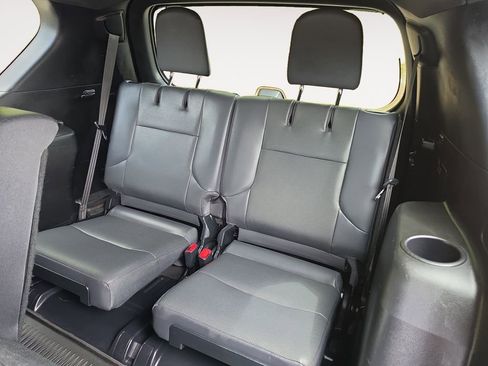 Used 2022 Lexus GX 460 w/ Accessory Package AWD/4WD image 15