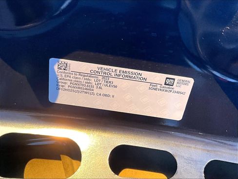 Used 2023 Chevrolet Traverse Premier w/ Redline Edition image 35