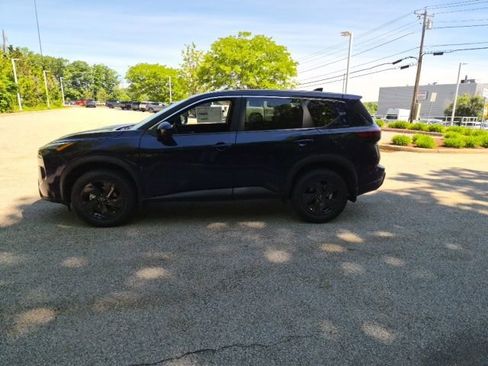 New 2026 Nissan Rogue SV AWD/4WD image 1