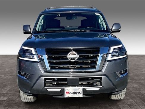 Used 2023 Nissan Armada SL w/ Captain's Chairs Package image 2